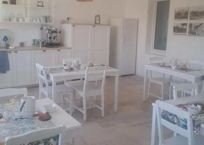 La Loggia לינה וארוחת בוקר לונאטו
