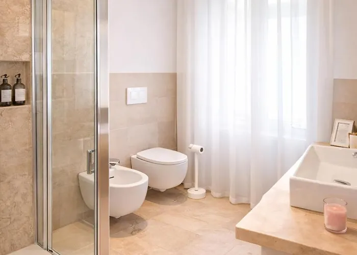 לינה וארוחת בוקר La Loggia 3*